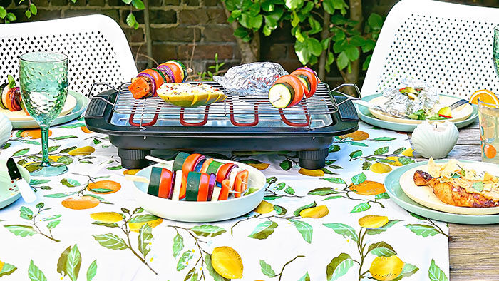 Meer elektrische barbecue recepten
Ontdek hier de lekkerste recepten voor een heerlijke zomerse avond met de elektrische barbecue. Laat je verrassen.